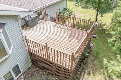 1903 Lawrence Street, New London, WI 54961 - Photo 35