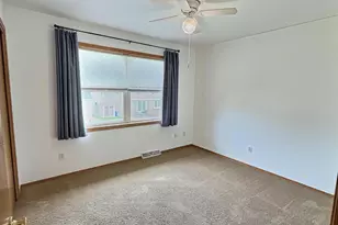 2756 Clover St, Oshkosh, WI 54901 - Photo 17
