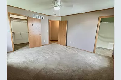 2756 Clover Street, Oshkosh, WI 54901 - Photo 11
