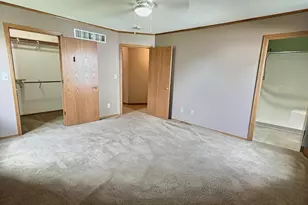 2756 Clover St, Oshkosh, WI 54901 - Photo 11