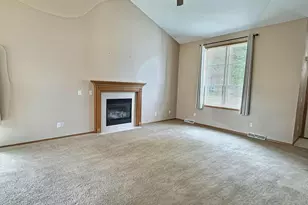 2756 Clover St, Oshkosh, WI 54901 - Photo 5