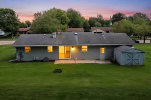 827 Hillcrest Heights, Green Bay, WI 54313 - Photo 47