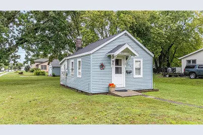 2303 N Main Street, Oshkosh, WI 54901 - Photo 3