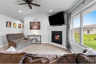 2608 Hendricks Avenue, Kaukauna, WI 54130 - Photo 9