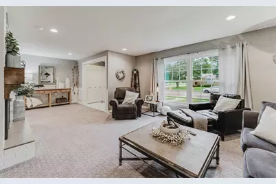 1433 Hazel Street, Oshkosh, WI 54901 - Photo 7
