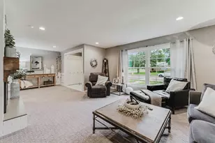 1433 Hazel St, Oshkosh, WI 54901 - Photo 7