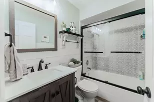 1433 Hazel St, Oshkosh, WI 54901 - Photo 23