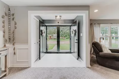 1433 Hazel Street, Oshkosh, WI 54901 - Photo 9