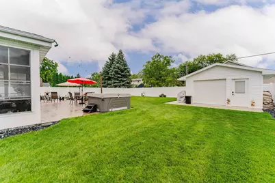 1433 Hazel Street, Oshkosh, WI 54901 - Photo 33