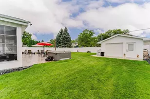 1433 Hazel St, Oshkosh, WI 54901 - Photo 33