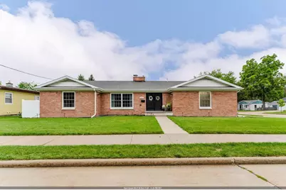 1433 Hazel Street, Oshkosh, WI 54901 - Photo 1