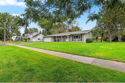 1854 Fairview Street, Oshkosh, WI 54901 - Photo 5