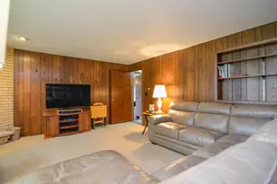 1040 Debra St, Wrightstown, WI 54180 - Photo 39