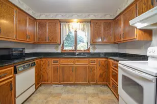 1040 Debra St, Wrightstown, WI 54180 - Photo 15