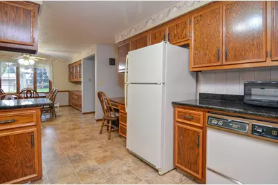 1040 Debra Street, Wrightstown, WI 54180 - Photo 17