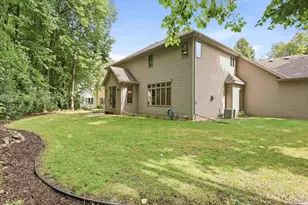 59 Brentwood Ln, Appleton, WI 54915 - Photo 5