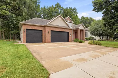 59 Brentwood Lane, Appleton, WI 54915 - Photo 3