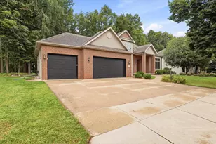 59 Brentwood Ln, Appleton, WI 54915 - Photo 3