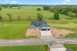 1041 Sandpiper Dr, Menasha, WI 54952 - Photo 73