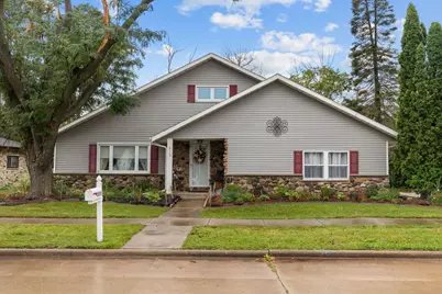 2115 N Birchwood Avenue, Appleton, WI 54914 - Photo 1