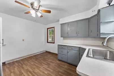 1917 Farlin Avenue, Green Bay, WI 54302 - Photo 13