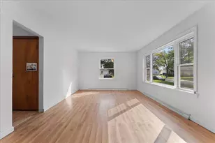 1917 Farlin Ave, Green Bay, WI 54302 - Photo 5