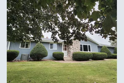 W2998 Ledge Road, Mount Calvary, WI 53057 - Photo 15