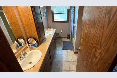 822 Moon Drive, Green Bay, WI 54313 - Photo 9