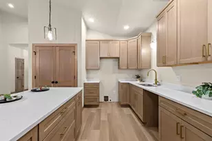 2858 Nekimi Ave, Oshkosh, WI 54902 - Photo 13