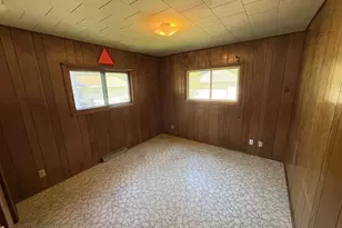 38 18th St, Clintonville, WI 54929 - Photo 11