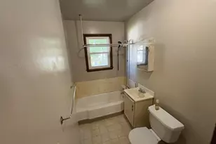 38 18th St, Clintonville, WI 54929 - Photo 7