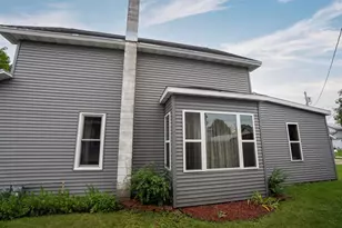 213 S Franklin St, Oconto Falls, WI 54154 - Photo 47
