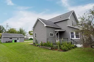 213 S Franklin St, Oconto Falls, WI 54154 - Photo 41