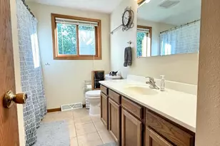 2829 Sheldon Dr, Oshkosh, WI 54942 - Photo 13