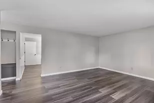 1200 Fieldcrest Dr, Menasha, WI 54952 - Photo 5