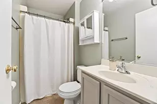 3885 Cobblestone Ct, Oshkosh, WI 54901 - Photo 11