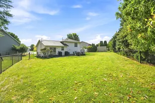 3885 Cobblestone Ct, Oshkosh, WI 54901 - Photo 27