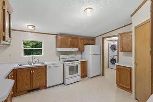 12206 Indian Ln, Gillett, WI 54124 - Photo 11