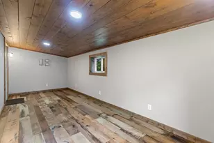12206 Indian Ln, Gillett, WI 54124 - Photo 21