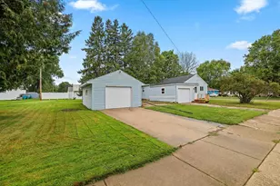 1105 W Grant St, Appleton, WI 54914 - Photo 27