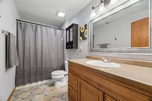 1413 Bowen St, Oshkosh, WI 54901 - Photo 25