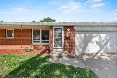 2027 Hillview Drive, Green Bay, WI 54302 - Photo 5