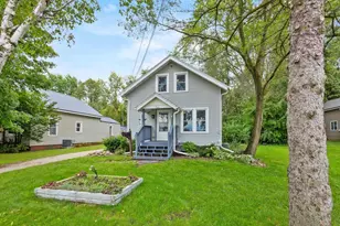 704 E Center St, Shawano, WI 54166 - Photo 3
