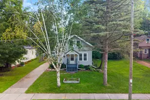 704 E Center St, Shawano, WI 54166 - Photo 39