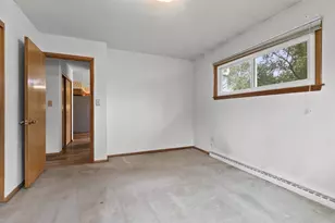 896 W 18th Ave, Oshkosh, WI 54902 - Photo 19