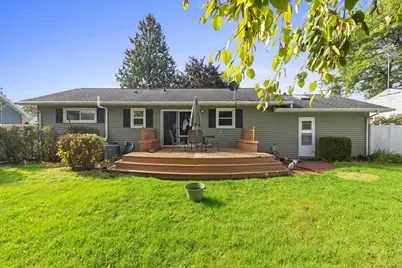 896 W 18th Avenue, Oshkosh, WI 54902 - Photo 37