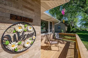 2310 N Idlewild Ct, Green Bay, WI 54303 - Photo 11