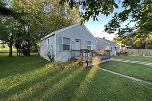 800 7th St, Green Bay, WI 54304 - Photo 1