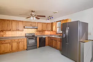 453 N 2nd Ave, Redgranite, WI 54970 - Photo 3