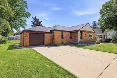 1019 Redwood Drive, Green Bay, WI 54304 - Photo 27